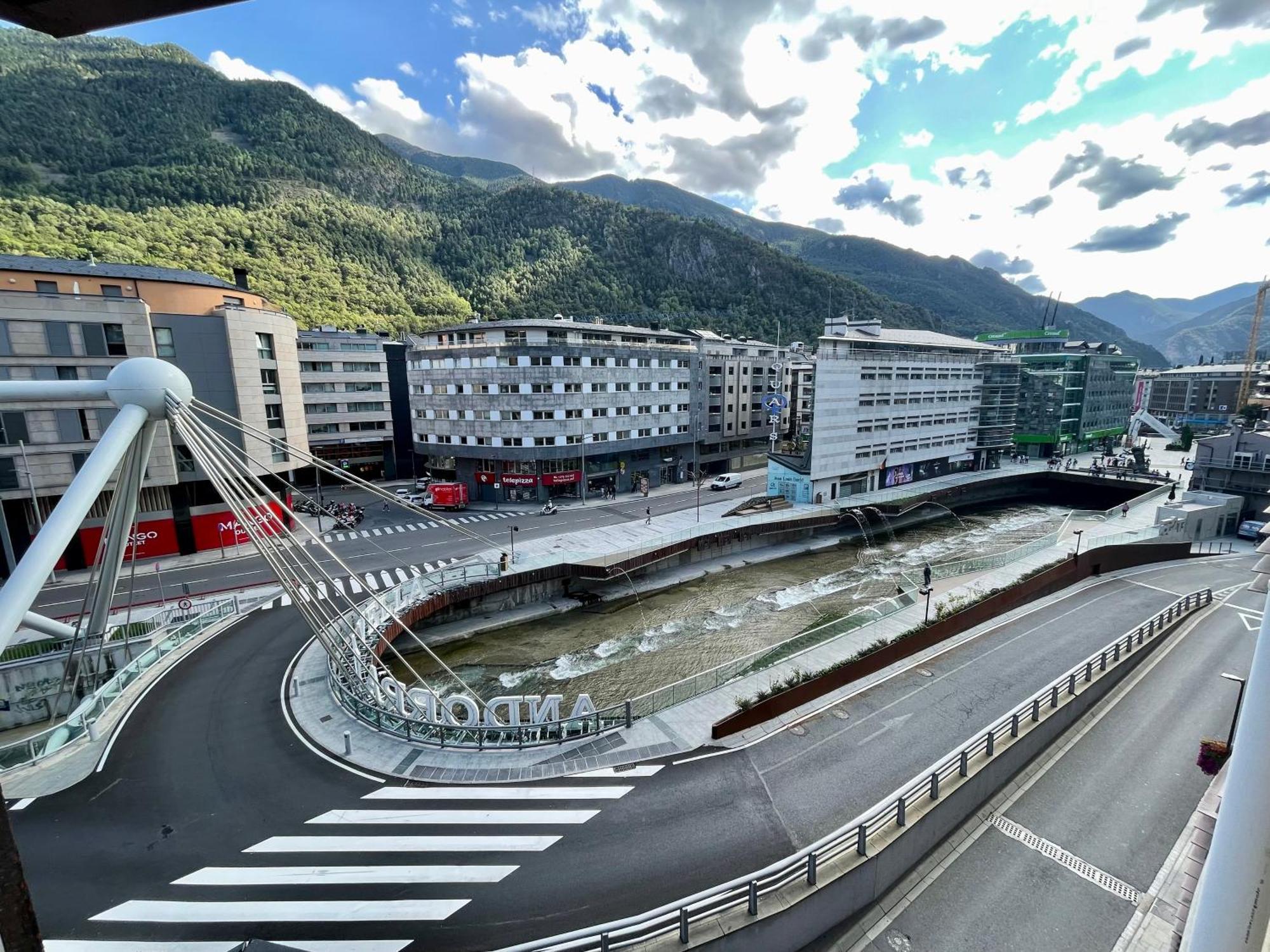 Apartamento Apartamento En El Centro De Con Parking Andorra la Vieja